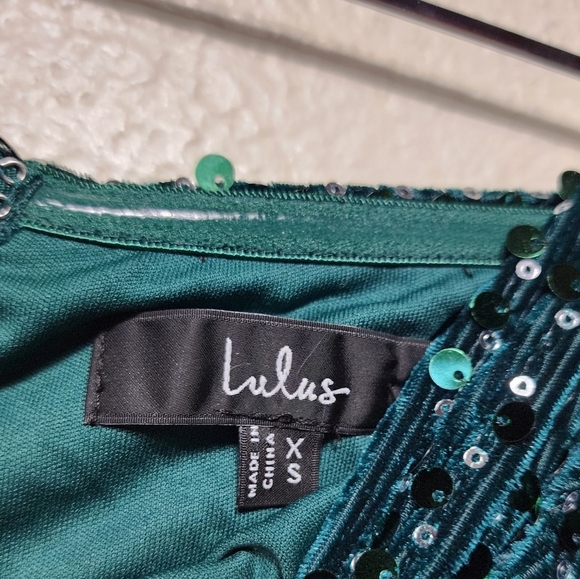 Lulus Memorable Sparkle Emerald Green Velvet Sequin Maxi Dress XS Wedding Party - Picture 10 of 10